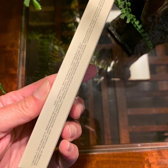 AUTHENTIC BURBERRY N.49 light crimson lip velvet crush - Picture 6 of 8